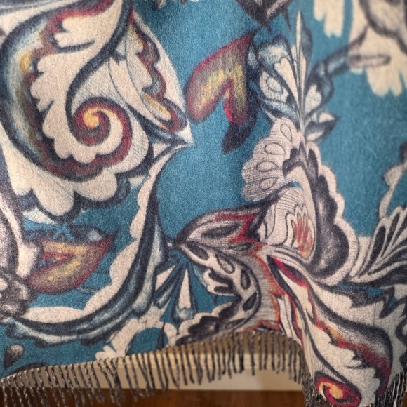 Unbranded 100% Cashmere Oversized Scarf Wrap Blue Paisley Floral Fringe Shawl - Picture 3 of 6
